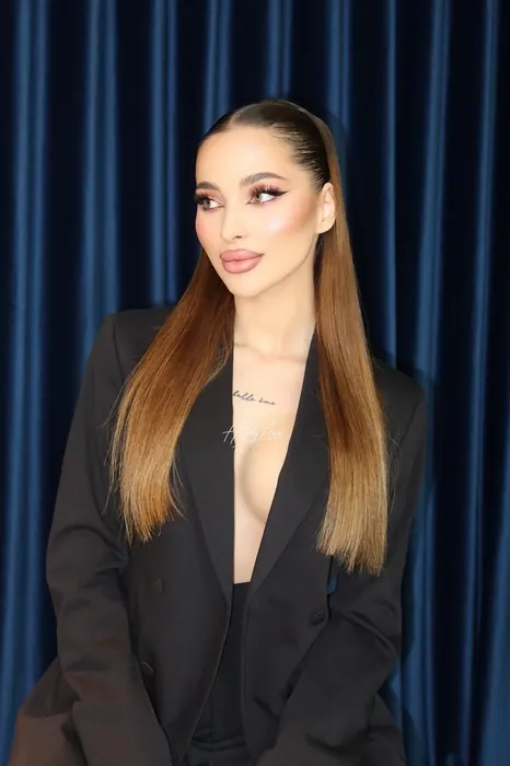 tudic ana 10.jpg
